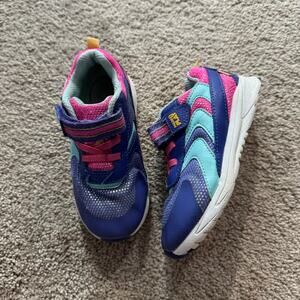 Stride Rite SR Made 2 Play Bolt Sneaker Easy On & Off Girls Size 9 WIDE Purple